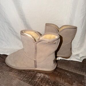 Minnetonka Taupe Suede Shearling-Lined Ankle Booties